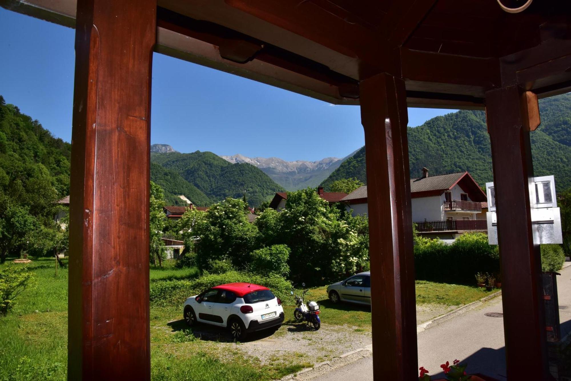 Apartment Jang Tolmin Exteriör bild